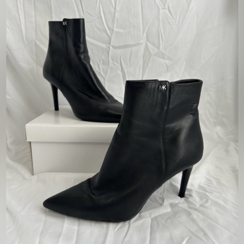 Michael Kors Black Zip Ankle Bootie - Size US8/EU38